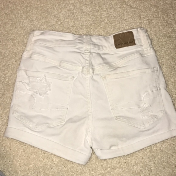 White ripped jean shorts American eagle - Picture 2 of 6